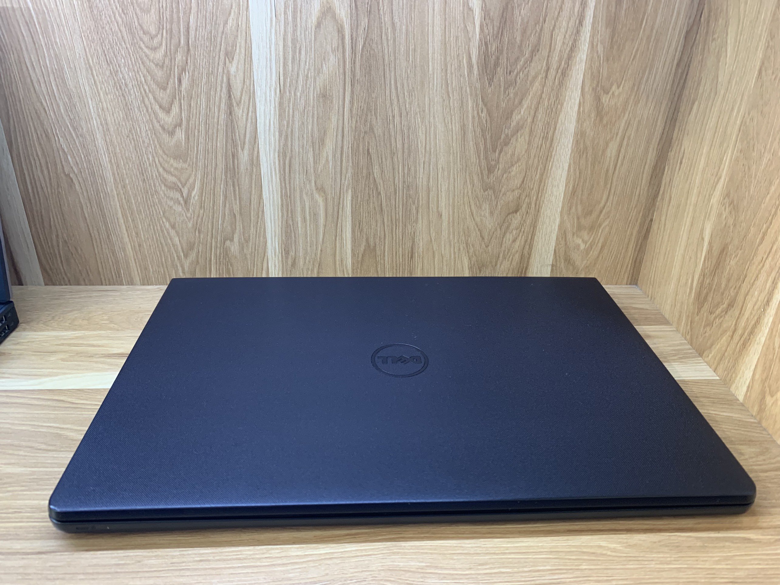 Dell 3558 i5 5200u ram 8g ssd 240g vga rời 820m
